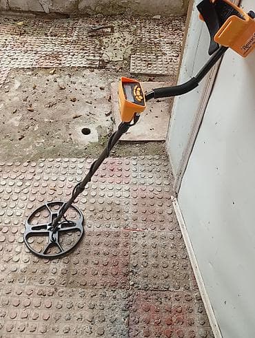 cexollar: Metal Detector – yeraltı metal axtarıcısı Xüsusiyyətlər: - LCD — 5