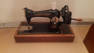 Mexaniki tikiş maşını – retro dizaynlı, əl çarxı ilə işləyən model — 2