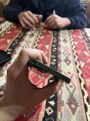 iphone simli qulaqlıq: IPhone 13, 128 GB, Yaşıl, Face ID — 4