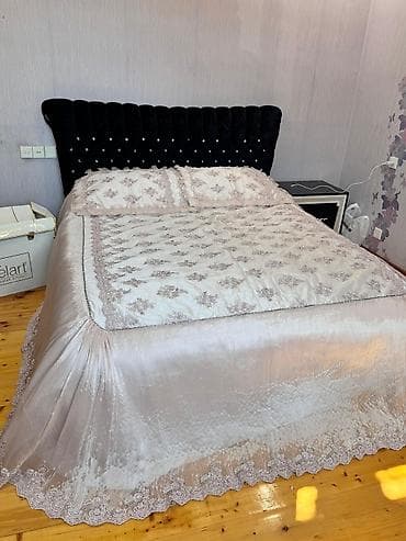 Yataq üçün Yeni Qaşlı rəng - Çəhrayı Yataq örtüyü, Ödənişli çatdırılma
