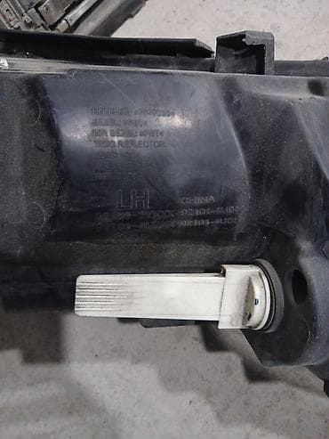 range rover farasi: Sol, Yaxın və uzaq vuran işıqlar Kia, 2012 il, Orijinal, Çin, İşlənmiş — 2