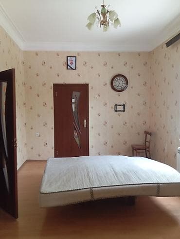 Taxt 200/1.80 ölçüde matras daxil.Bahali ve cox mohkem mebeldir — 3
