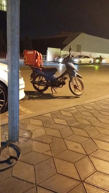 Çatdırılma üçün motosiklet və termal çanta dəsti - Tip: Skuter tipli