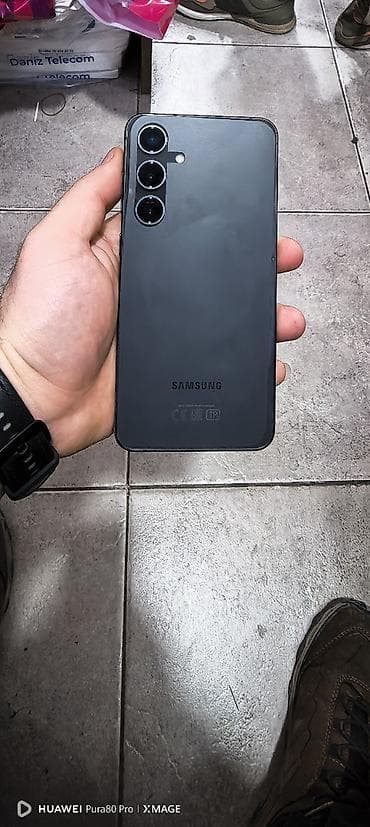 redmi mi 9 t: Samsung Galaxy S24 FE, 256 GB, rəng - Boz — 3