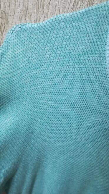 зеленая мужская кофта: Sviter xarici istehsaldi. L razmer yaxşı oturur tiftiklenmir — 2