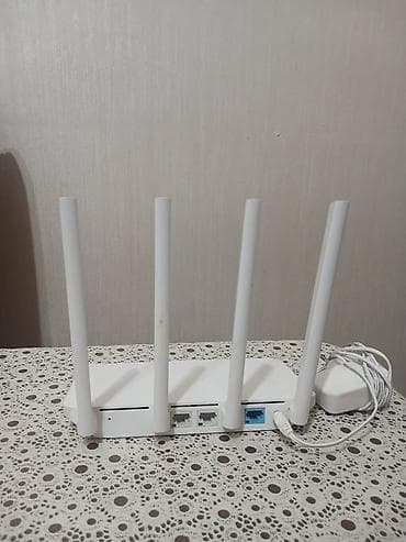 modem xiaomi 4g: Wi‑Fi router – 4 antennali, ağ rəng - Yüksək çəkmə gücü üçün 4 xarici — 2