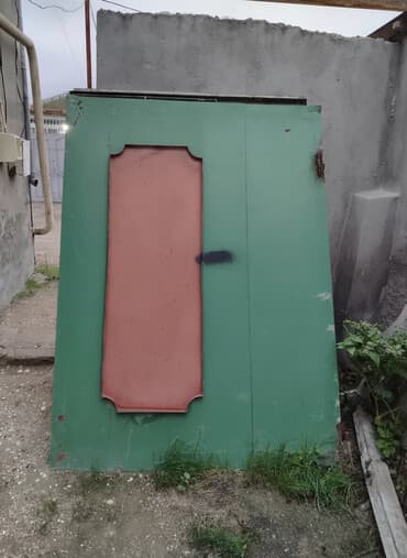 kreditlə darvazalar: İşlənmiş Dəmir Həyət darvazası, Yana açılan, 3 m, Mexaniki, rəng - Yaşıl, Kredit yoxdur, Ünvandan götürmə — 1