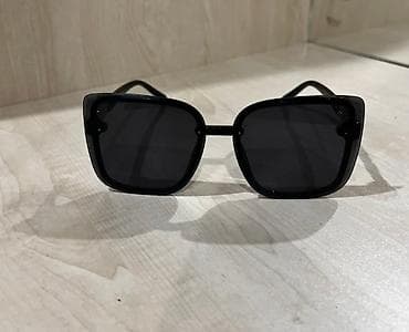 Eynek Qiymeti 5 manat