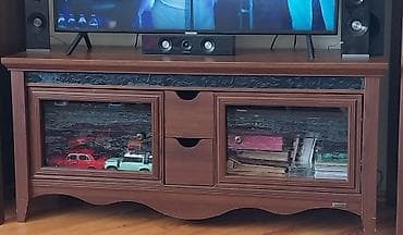 mebel aksesuarlar: Düz TV altlığı, Polkalı, Türkiyə — 1