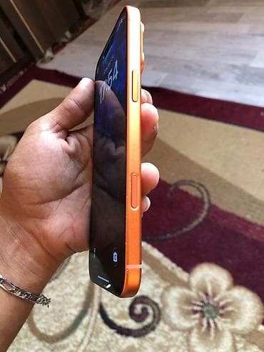 Məhsul: iPhone üçün narıncı rəngli qoruyucu keys (kameranı və korpusu — 3