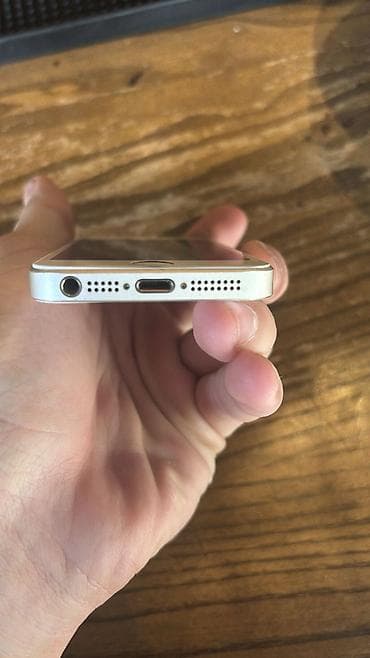 iphone 5s ucuz: IPhone 5s, Qızılı, Barmaq izi — 2