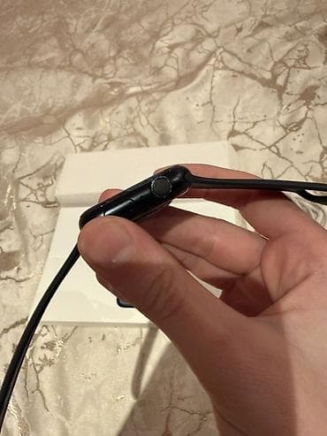 Smart qolbaqlar: İşlənmiş, Smart saat, Apple, Suya davamlı, rəng - Qara — 1