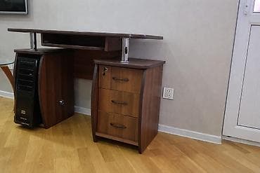 Düz masa, Polkalı, Siyirməli, Teksturalı laminat