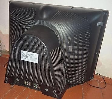 LG TV ekran 72 sm. İşlək vəziyyətdədir, USB cixisi var, flaskart — 2