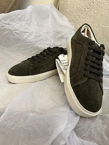 зеленые туфли: Zara KHAKI GREEN Leather Trainers

41 SİZE — 1
