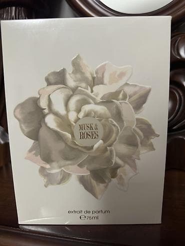Musk & Roses – Extrait de Parfum, 75 ml - Növ: Extrait de parfum