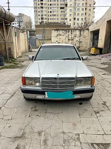 mercedes e 240: Mercedes-Benz 190 (W201): 2 l | 1992 il Sedan — 5