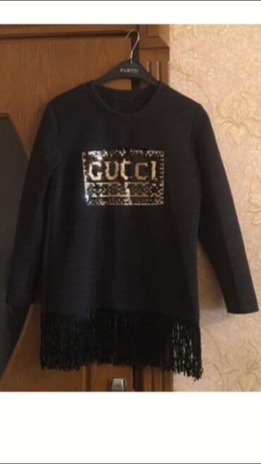 Qadın/yeniyetmə üçün 4 ədəd üst geyimi dəsti 1) Qara trikotaj bluz