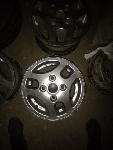 14 lük diski: İşlənmiş Disk R 13, 4 Boltlu — 1