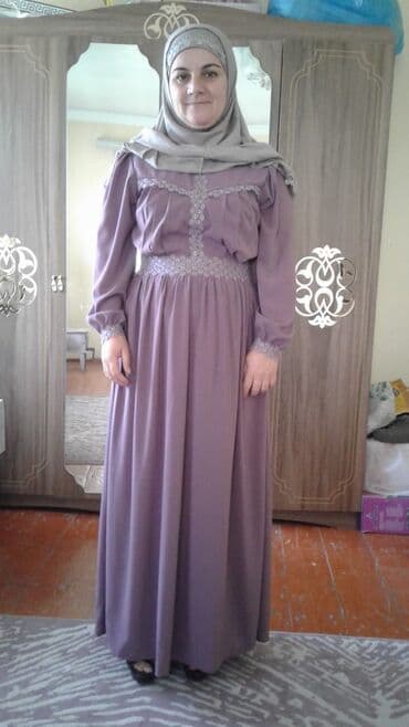 вечерние платья для полных: Bənövşəyi rəngdə uzun ziyafət/örtülü don. - Model: tam uzunluqda — 2