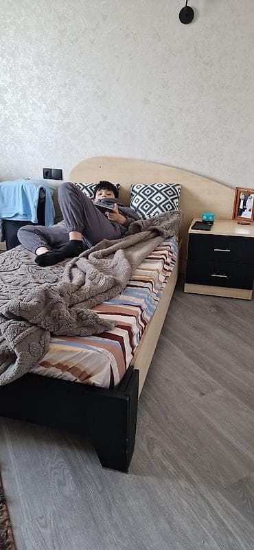 tumba modelleri: Təknəfərlik çarpayı, Tumba — 3