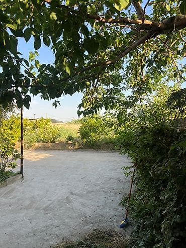 terter ev: Qobustan qəs. 3 otaqlı, 600 kv. m, Orta təmir — 3