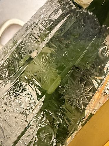 samovar alıram: Bir vaza, Xrustal — 2