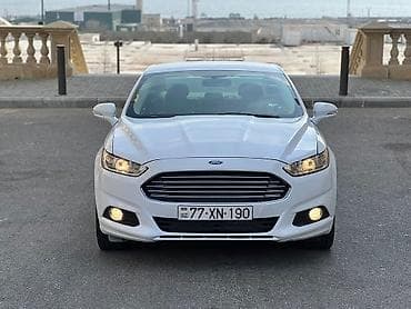 Ford Fusion sedan – ağ rəng, 4 qapı, ön ötürücülü. Xüsusiyyətlər: -