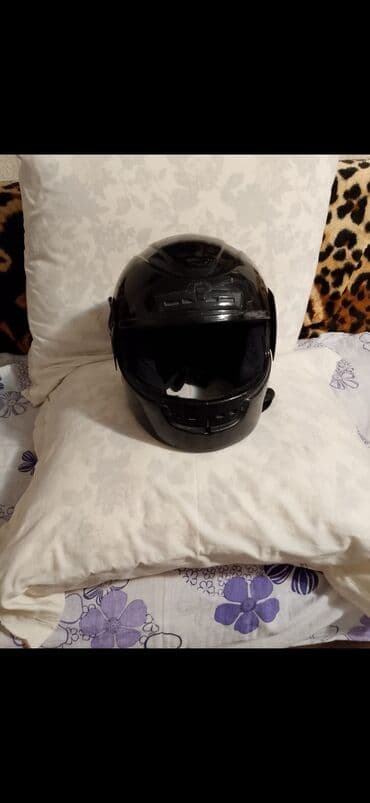 kreditle moto: Salam aleykum kaska satilir şüşesi yoxdur boş debilqedir son qiymeti — 2