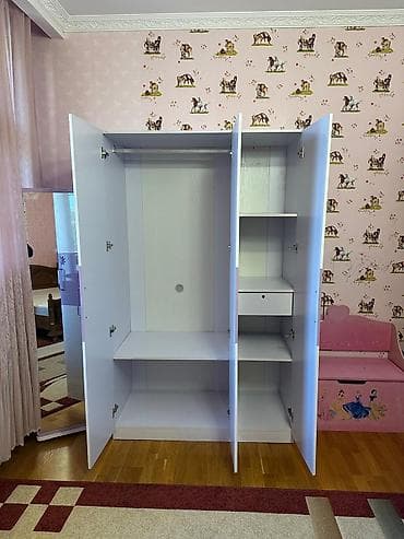 3 qapılı, Siyirməli, Ağ, Digər material, Açılan, Düz dolab