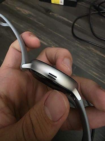 samsung gt: Б/у, Смарт часы, Samsung, Сенсорный экран, цвет - Серебристый — 3