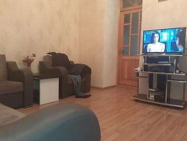Bayilda,Aydin memedov 34 unvaninda heyet evi satilir. evin tam — 4