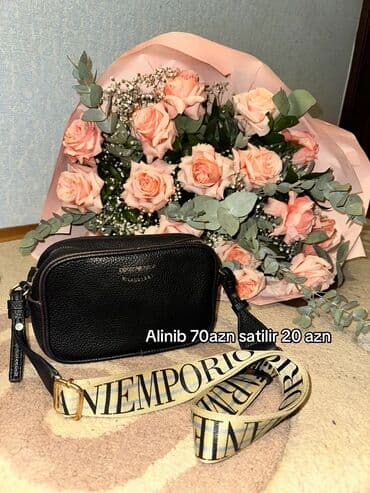 Çiyin çantası, Emporio Armani, İşlənmiş