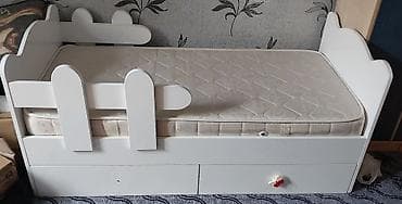 Oğlan və qız üçün, Çarpayı, Bazasız, Matras ilə, Siyirməli
