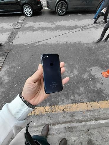 iphone 14 pro max yeni: IPhone 7, 32 GB, Jet Black, Barmaq izi — 3