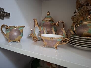 b çay servizi var: Чайный набор — 5