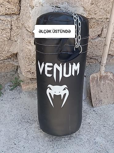 Boks kisələri: Evdə məşq etmək üçün "Venum" boks kisəsi satılır. Çox az istifadə — 1