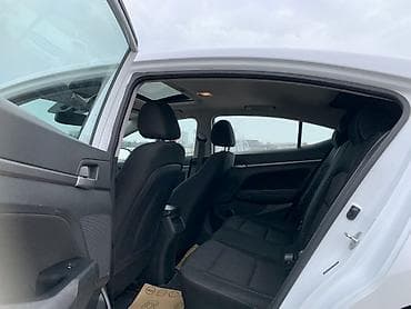 Motonəqliyyat: Hyundai Elantra: 2 l | 2017 il Sedan — 9