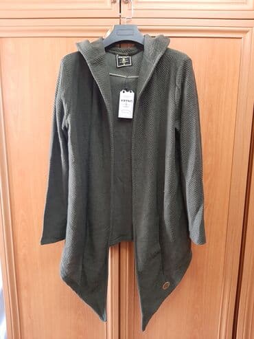 Toy paltarları və aksesuarları: Tezedi geyinilmeyib KOTON firmasidi Alinib 55 manata Ünvan Neapol — 2