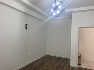 xacmazda tecili satilan evler: 4 otaqlı, Yeni tikili, m. İnşaatçılar, 135 kv. m — 2