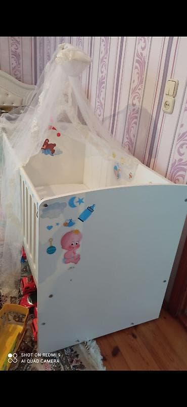 Oğlan və qız üçün, İşlənmiş, Dördbucaq, Beşik, Dəst ilə, Matras ilə, Yellənmə mexanizm ilə