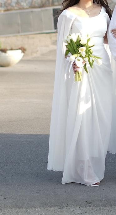 Zərif ağ paltar✨ - Model: axıcı şifonlu uzun paltar - Rəng: qar bəyaz