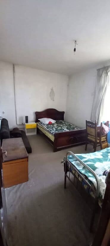 bina az kiraye evler 9 mkr: Bakı, Qaraçuxur qəs., 2 otaqlı, Köhnə tikili, 55 kv. m — 2