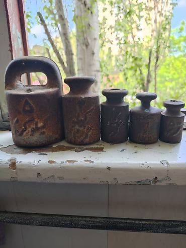 Qədim tərəzi daşları
