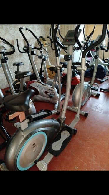 İdman və istirahət: Velotrenajor ela vəziyyətdə. Bir çox velotrenajor Xizək Veloxizekler — 1