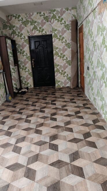 kiraye hovsan: TƏCİLİ SATİLİR :Məkan: İşıqlı, geniş mətbəx və dəhliz sahələri olan — 1