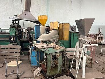 qazon suvarma sistemi: Plastik emal xətti – ekstruder və enjeksion avadanlıqlar Təsvir: – — 3