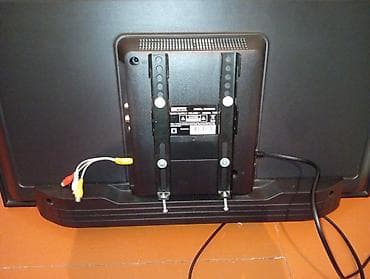 riffel televizor: Televizor Riffle LED ekran 32" HD (1366x768) — 2