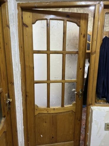 Plastik qapılar: Mətbəx üçün İşlənmiş Otaq qapısı Zamok ilə, Zəmanətsiz, Ödənişli quraşdırma, Ünvandan götürmə — 3