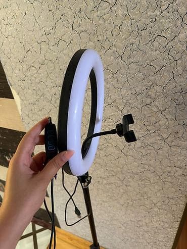 tripod lampa: Tripodlu LED ring light təqdim olunur. Video çəkiliş, foto, makiyaj — 1